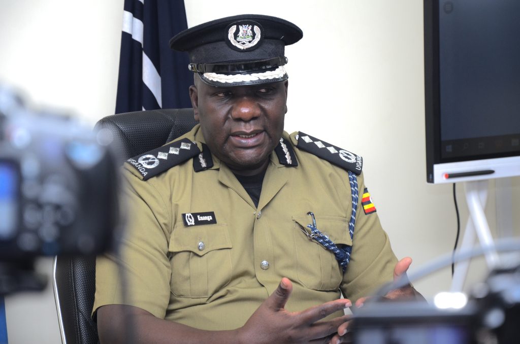 Taxi Gang Arrested for Targeting Women in Kajjansi Town Council Murders kampalapost.com/content/taxi-g…