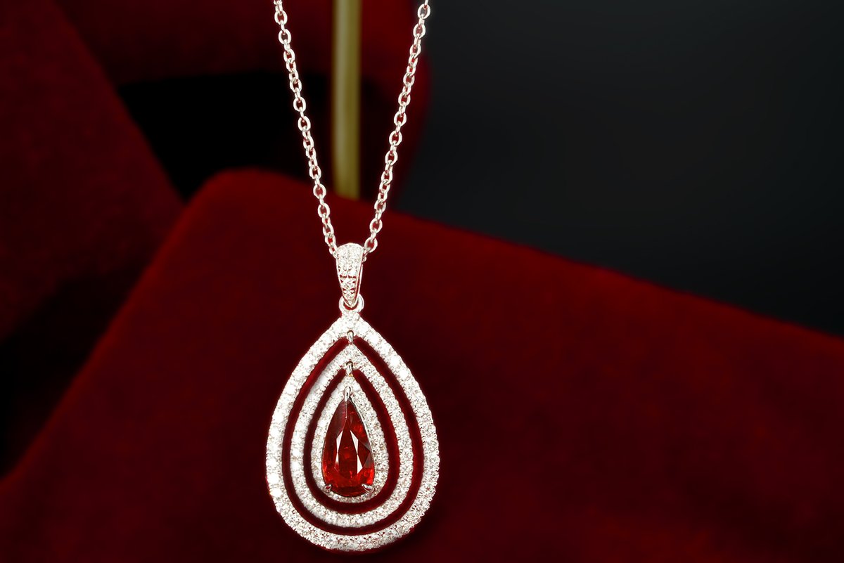 Elevate your style with this 1.00ct Pigeon Blood ruby and diamond necklace. ❤️💎 #FourLeafDiamonds #RubyNecklace #Jewelry #DubaiJewelry #LuxuryUAE #UAEFashion #RubyJewelry #EmiratiStyle #DubaiGlam #MiddleEastJewels #UAEJewels #GlamDubai