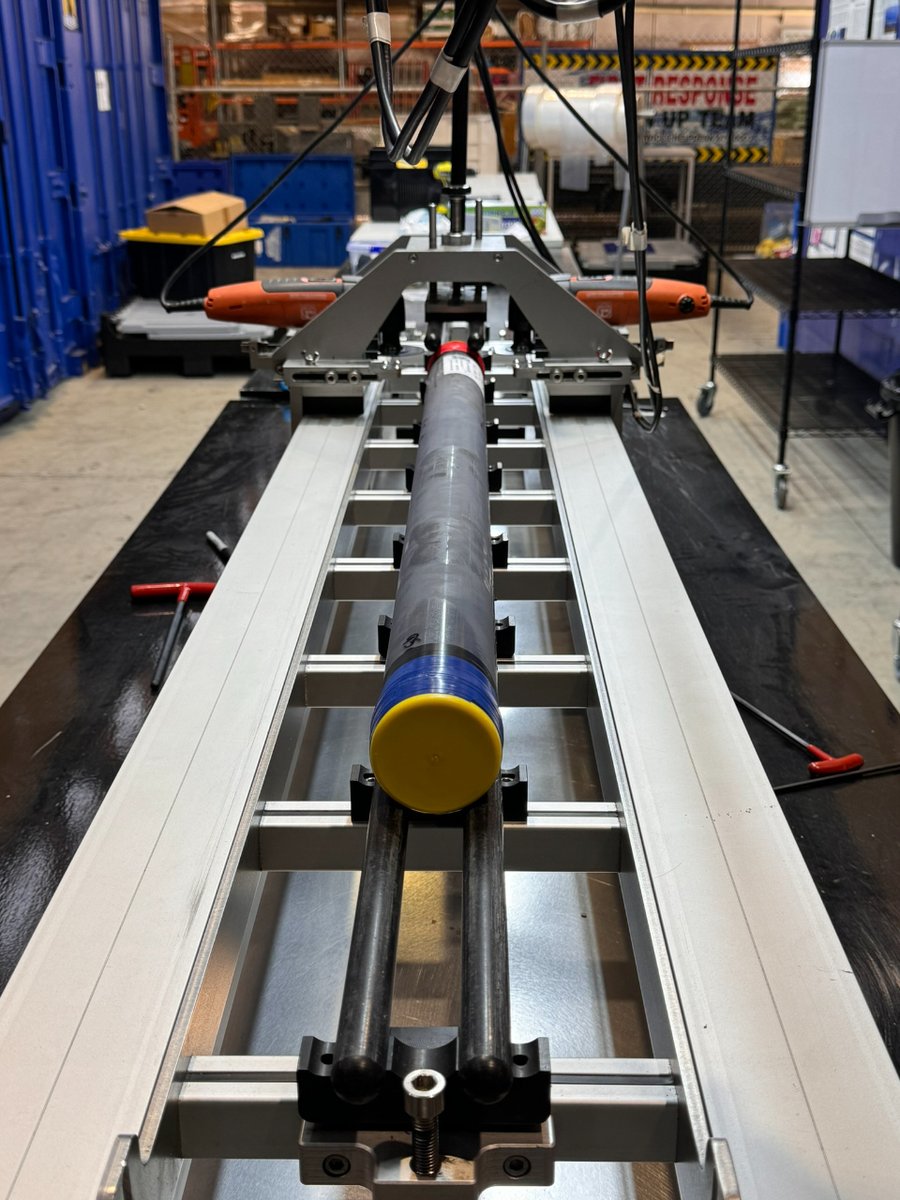 gnsscience's tweet photo. @SWAIS2C researchers have had their first glimpse of the sediment cores obtained from the seafloor deep under the Ross Ice Shelf last summer, an important step in the hunt for clues about the past behaviour of the West Antarctic Ice Sheet 👉https://t.co/v4ahSy8nIh https://t.co/yVaWQpMH9h