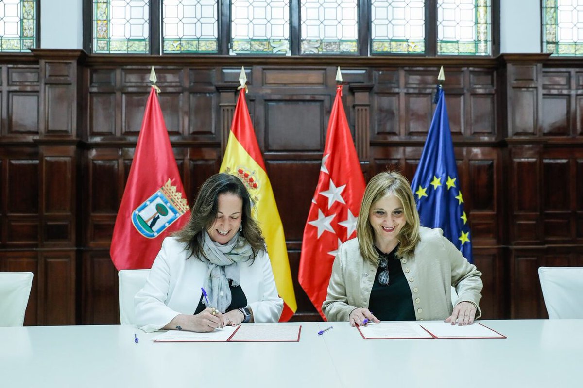 📢El Ayuntamiento de Madrid y la Asociación Madrileña de Mediación firman un convenio para impulsar el uso de la mediación en la resolución de conflictos 👉informate.madrid.es/fvr961