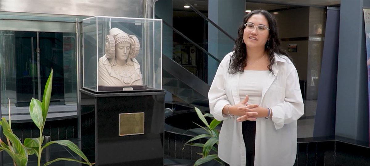 MUISOCIAL_UMH's tweet photo. Os traemos una nueva entrevista a estudiantes del Máster Universitario en Intervención Social y Comunitaria. Nuestra alumna Ana Cánovas nos habla de su experiencia personal durante este curso 2023-2024 en #MUISOCIAL ¡Muchas gracias, Ana! ♥️ https://t.co/Do3TAY3kKc https://t.co/n2uZH6dtyf