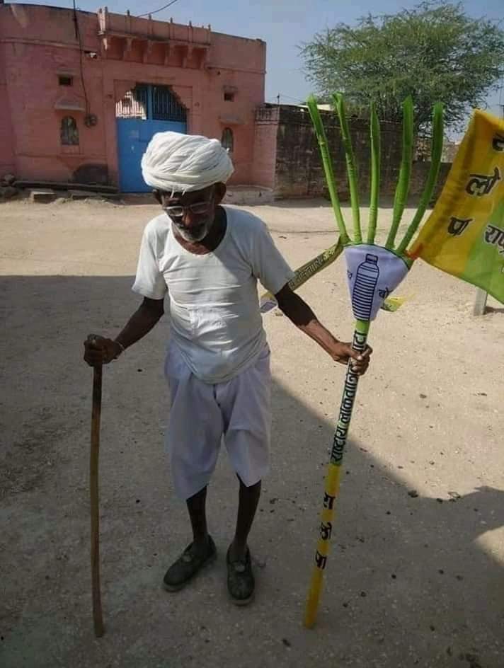 sinwer77's tweet photo. एक ही नारा एक ही नाम ✌🔰✌
सिर्फ हनुमान सिर्फ हनुमान ✊✊
#Join_RLP
@hanumanbeniwal @OmBaytu https://t.co/y9TYZT9MlM