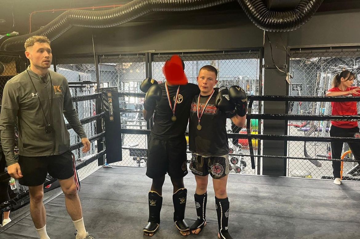 3 Warriors 🏆

2 of our FYT Club participants and one of our coaches, James, took part in a kickboxing interclub at Ronin MMA gym.

Everybody showed levels and we are looking forward to more in the future 💪.

#kickboxing #combat #youthwork #sports #youth