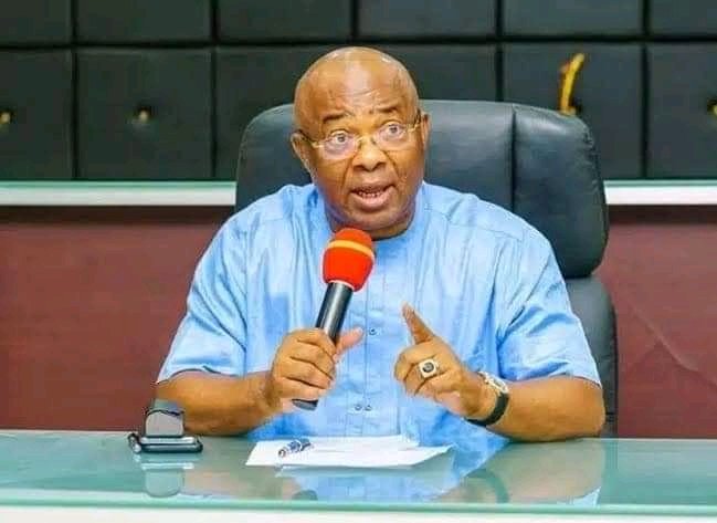The Supreme Court imposed governor of Imo State, Hope Uzodinma rejected the invitation to him by the Rivers State Gov. Sim Fubara to commission project in Rivers State.

He rejected this honor by Amiable Gov. Fubara just because he's supporting FCT Minister Onyesom Nwaike in his