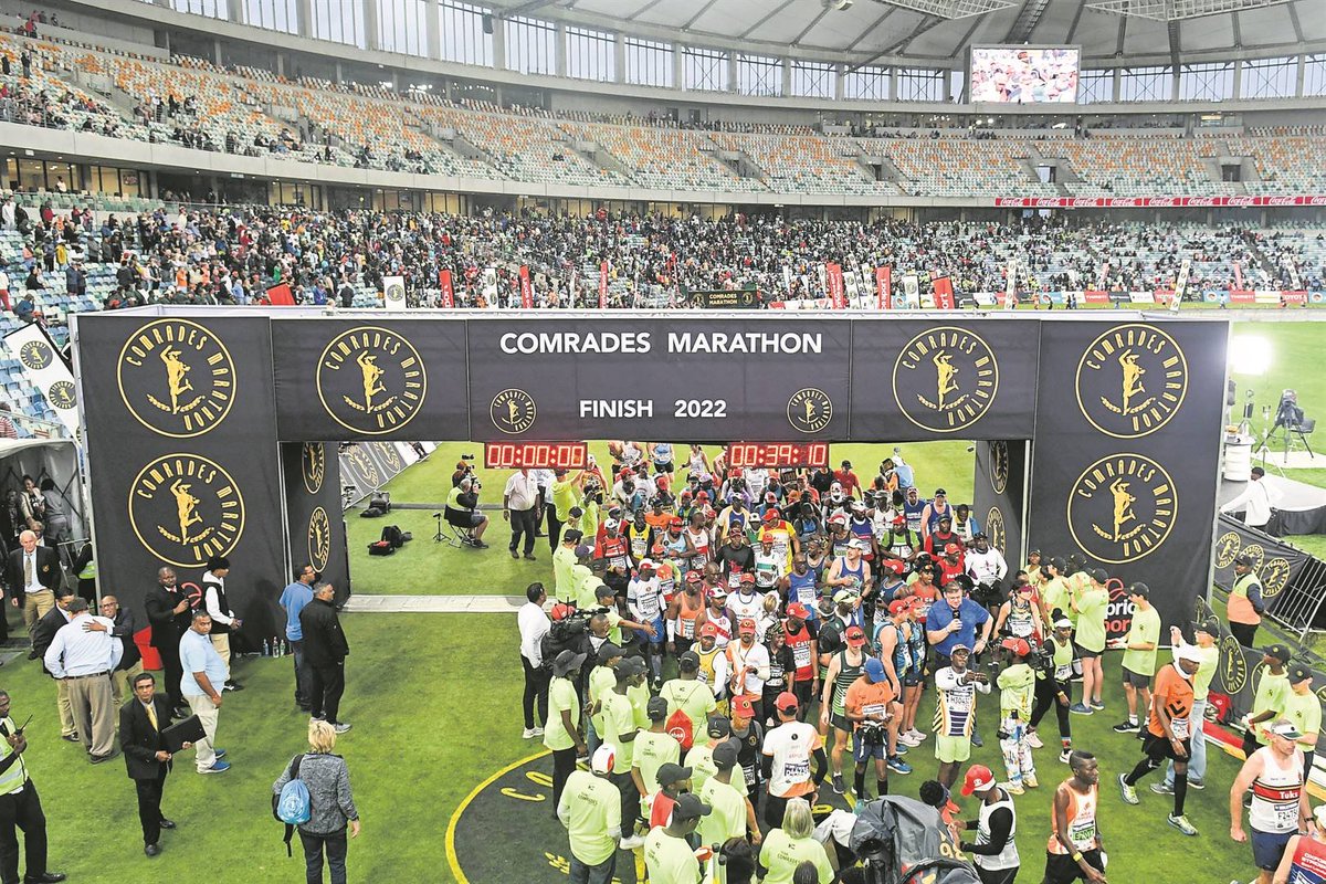 SARunnersLink's tweet photo. 19 days to #Comrades2024
Where are you finishing ? Abanye baya ngale, πAbanye baya ngale π
Here or Here
#RunningWithTumiSole #RunnersLink https://t.co/uQlV1Hnro5