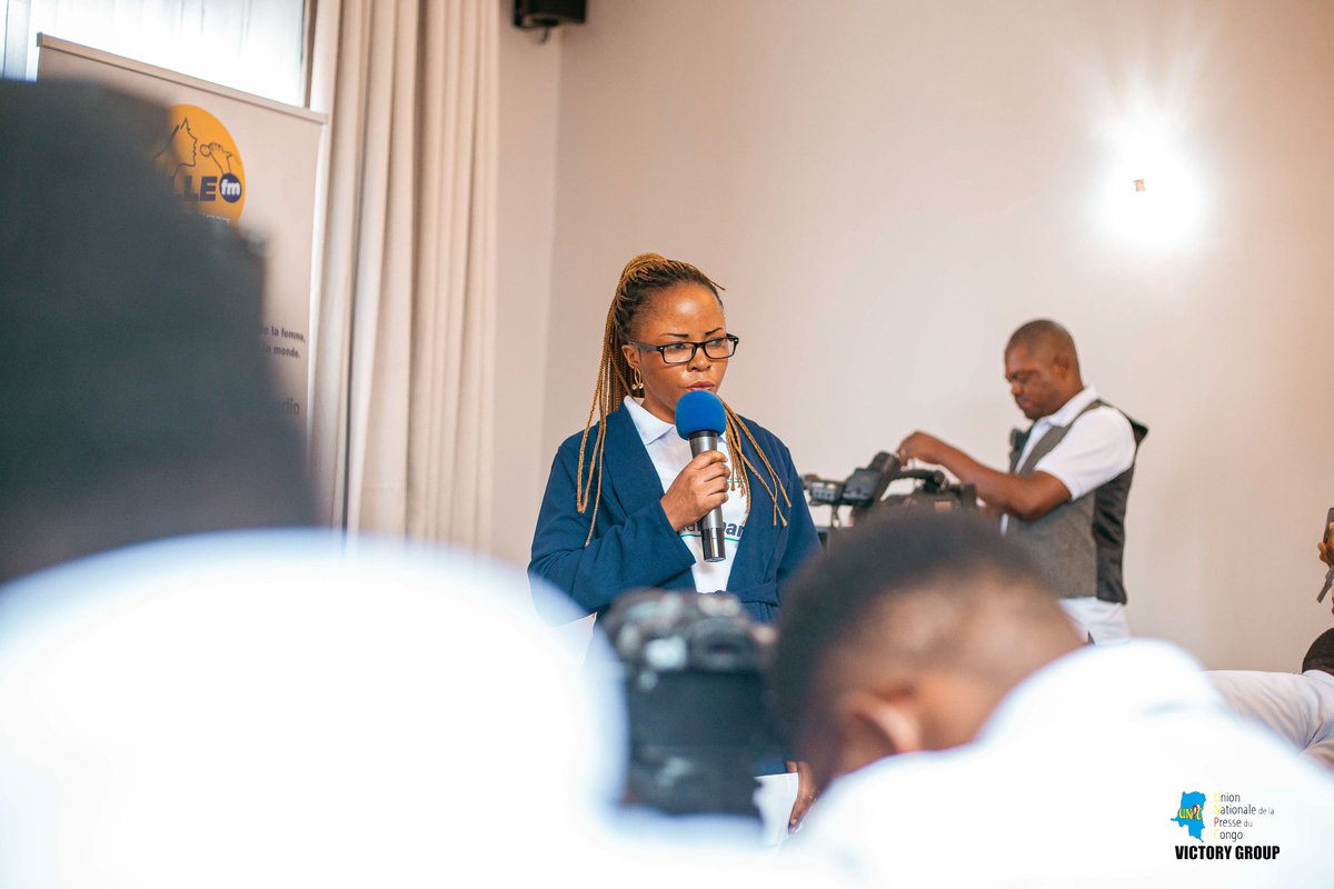 Le Coracon appelle à la solidarité pour aider les jrnalistes déplacés vivant à Goma. Qlqs efforts sont faits mais cela n'est pas suffisant. Découvrez dans cette vidéo urlr.me/CPT7Z comment ces journalistes s'intègrent ds la presse locale. #Solidarité #Goma #Journalistes