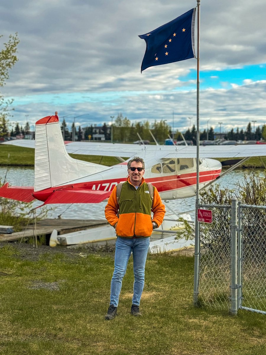 Lake Hood Seaplane Base ✈️
📍 Anchorage, Alaska 🇺🇸