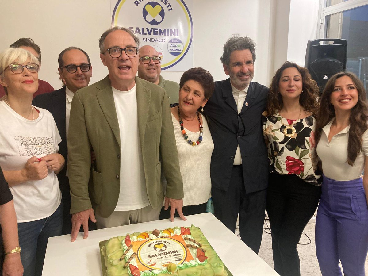 Ieri a Lecce al fianco di #carlosalvemini e dei candidati della lista #RiformistiperSalvemini. Le prossime elezioni amministrative ed europee possono rappresentare un momento di svolta per tutti coloro che credono nel rilancio della nostra Puglia e del #Mezzogiorno e in