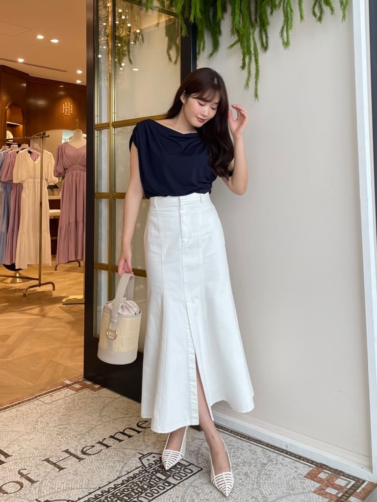 スカート Herlipto Mermaid Slit Denim Skirt herlipto Mermaid Slit Denim Skirt
