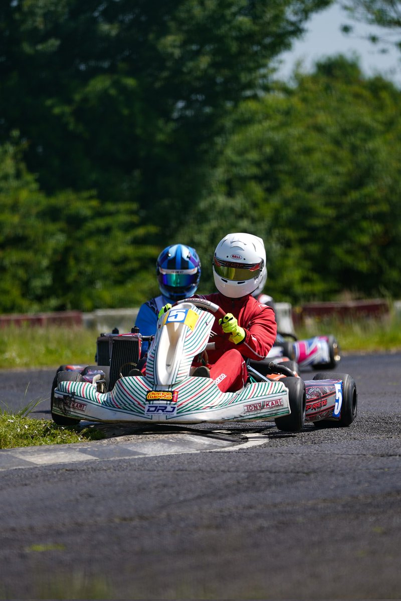 Sam Shaw tweet media