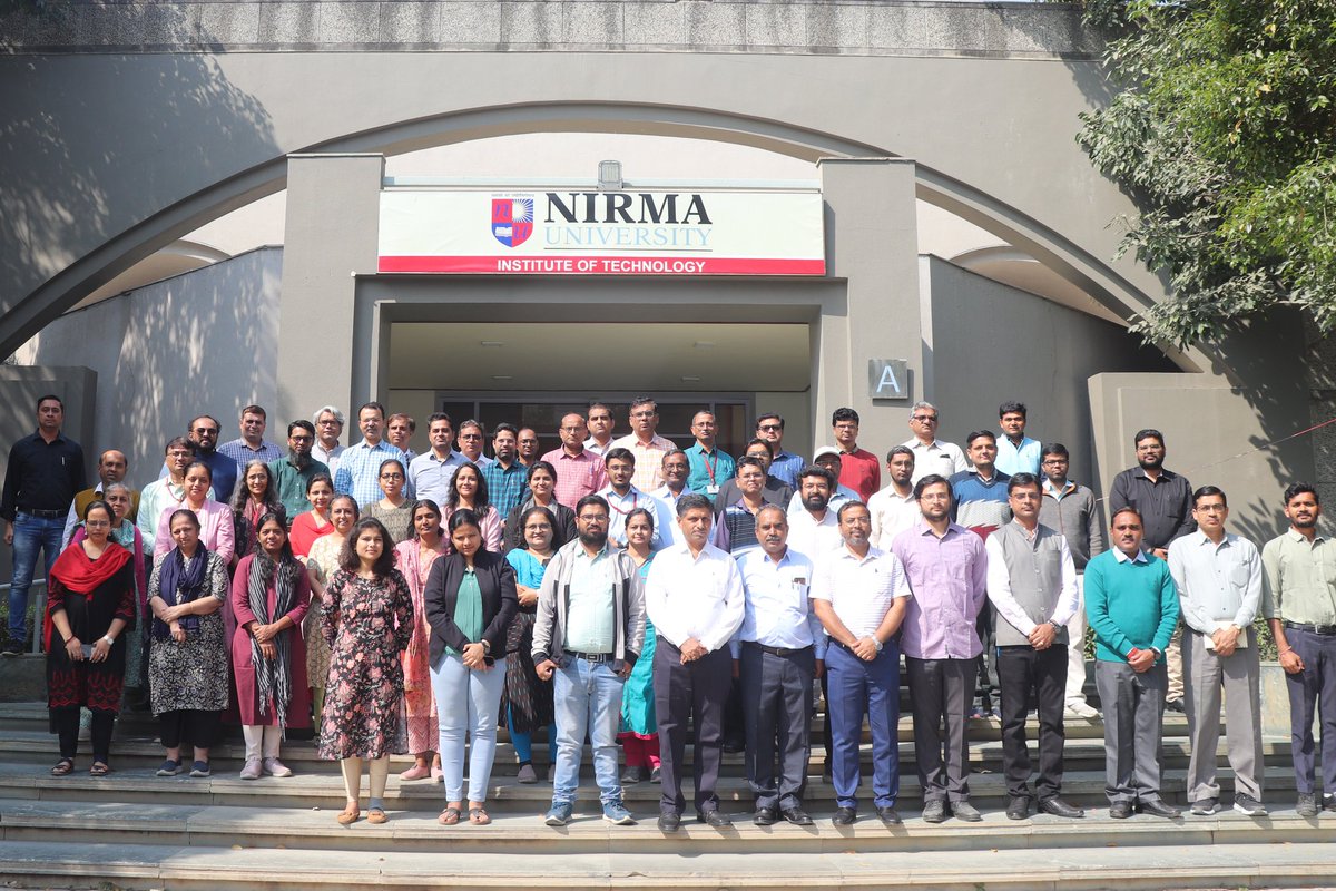 Nirma University's Institute of Technology received three R&D grants from @IndianStandards, marking a significant collaboration in technological advancements and safety standards! #NirmaUniversity #ResearchAndDevelopment #Engineering #Collaboration #MoU #Standards #NirmaUni