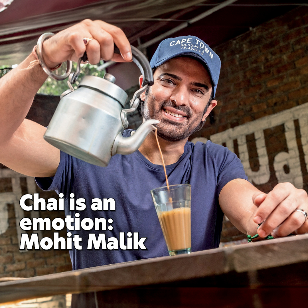 On #InternationalTeaDay, actor #MohitMalik talks on his love for tea: 'Chai is an integral part of our lives. Aditi (Mohit’s wife) and I have our chai dates whenever the weather is nice.' Read: shorturl.at/KuEAS #InternationalTeaDay #Chai #Chailovers @ItsMohitMalik