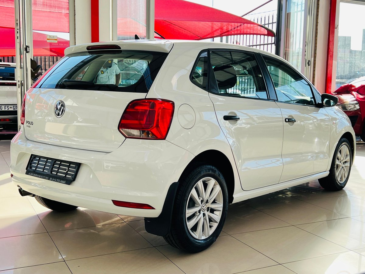 2018 Volkswagen Polo Vivo 1.4 Trendline Mileage: 68 000km Transmission: Manual Color: White Fuel: Petrol Body Type: Hatchback Extras: Cloth Upholstery,Radio. Cash Price: R175 000 Installment EST R3400pm Price is negotiable on cash purchase. Call or WhatsApp 068 442 3162