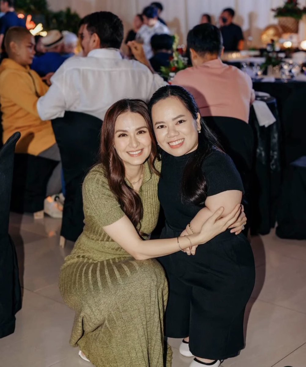 mariadongmarian's tweet photo. Jo Berry & Marian Rivera #AKTORPH https://t.co/BQhjbTaurU
