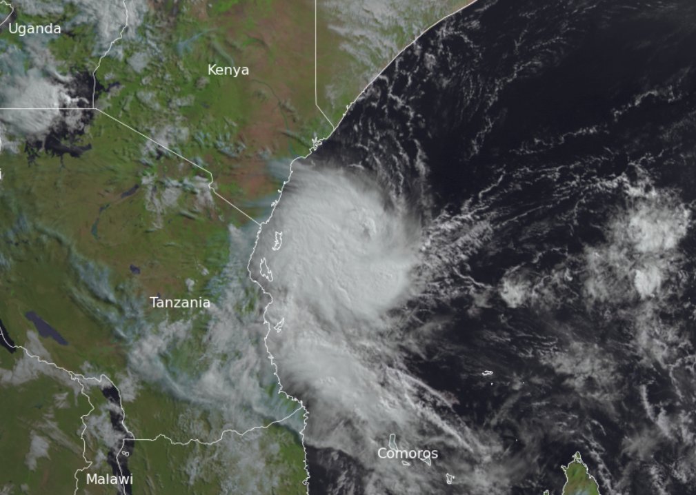 Although landfall is not expected, #Ialy is passing closer to the coast of Kenya than any previous tropical storm in the historical record whilst on its unusual track northwards.