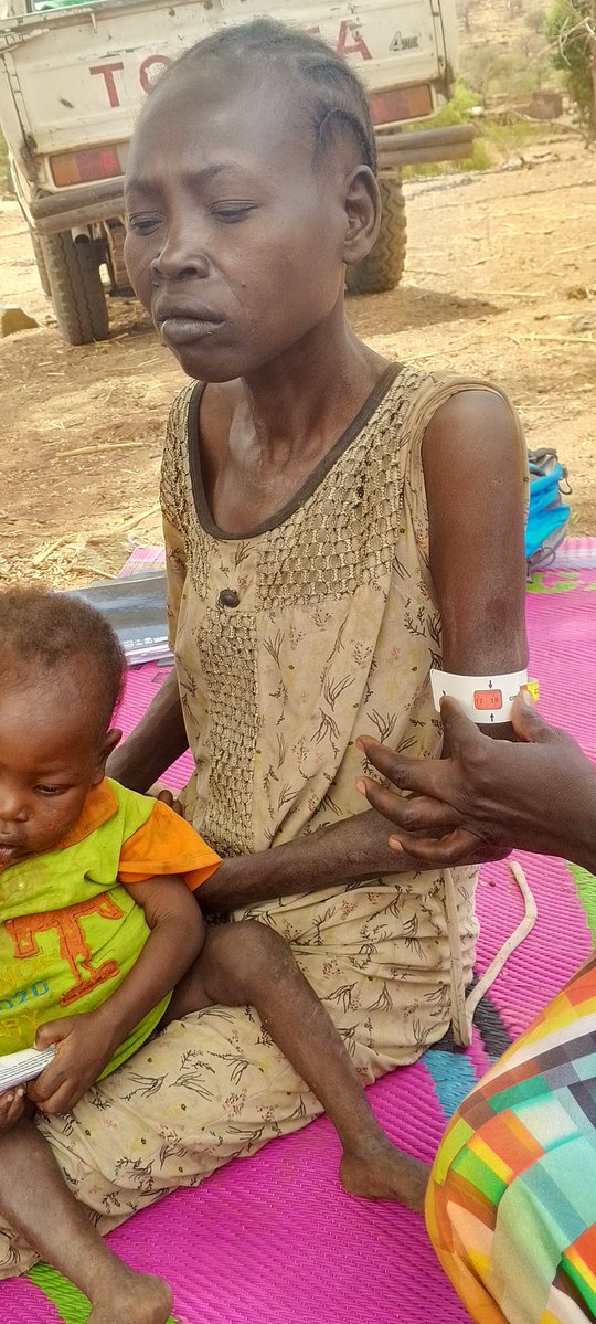 ⚠️⚠️⚠️ This is the harsh reality in #SouthKordofan; extreme hunger! Throughout the #SudanCrisis, displaced communities are now on the brink of starvation. You can make a difference by donating to 👇🏿 reframe.network/donate-now.php… and helping us buy food to ease their suffering! #Nuba
