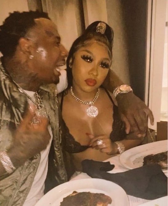 ZaziseMedia's tweet image. Malcom Mufunde dropping 
RayKaz dropping 
Jungle Loco dropping
Denimwoods dropping
Asaph dropping

#BarsIsBack