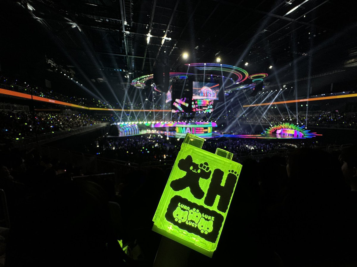 TH GO.🇹🇭 
🐱✨ Reflection Sticker ‘JAEMIN’ 🐰✨BY.<a href="/mansikging/">(냥)시기</a> 

💵ราคาชิ้นละ : 95฿ (มัดจำได้ 50฿)
💵เซต 3 ชิ้น : 280฿ (มัดจำได้ 150฿)
📮ค่าส่ง 40฿ ชำระตอนของถึงไทย

📆ปิดรับ 24/05 เวลา 18.00 น.
🛒สนใจสั่งซื้อเดมมาได้เลย

 #ตลาดนัดnct #ตลาดนัดอซท #ตลาดนัดdream #แจมิน #snowb_open