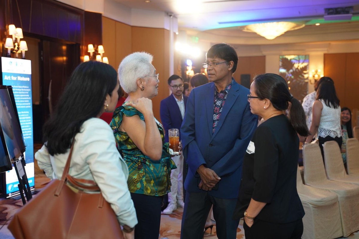 UNDPRRSelva's tweet photo. Honored to be part of the launching of the #ArtforNature collection w/ @DENROfficial &amp; @BIOFIN_PH! See the digital art collection of Tubbataha Reefs Natural Park photos shot by wildlife photographer @nguevaraphoto here 👉https://t.co/tsHvNdCuIM https://t.co/VCZEviD47g