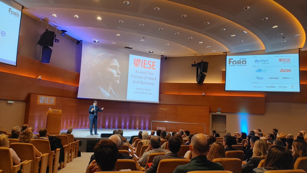 CeliaHil's tweet photo. Comenzando a disfrutar de #RevoluciónIA en @iesebschool gracias a @AedipeCatalunya / @Aedipe
Nuevos retos y #liderazgos en #RecursosHumanos
📍 #IESE #Barcelona
#RH #RRHH #HR #IA #AEDIPE #CèliaHil https://t.co/rHl5NKlht6