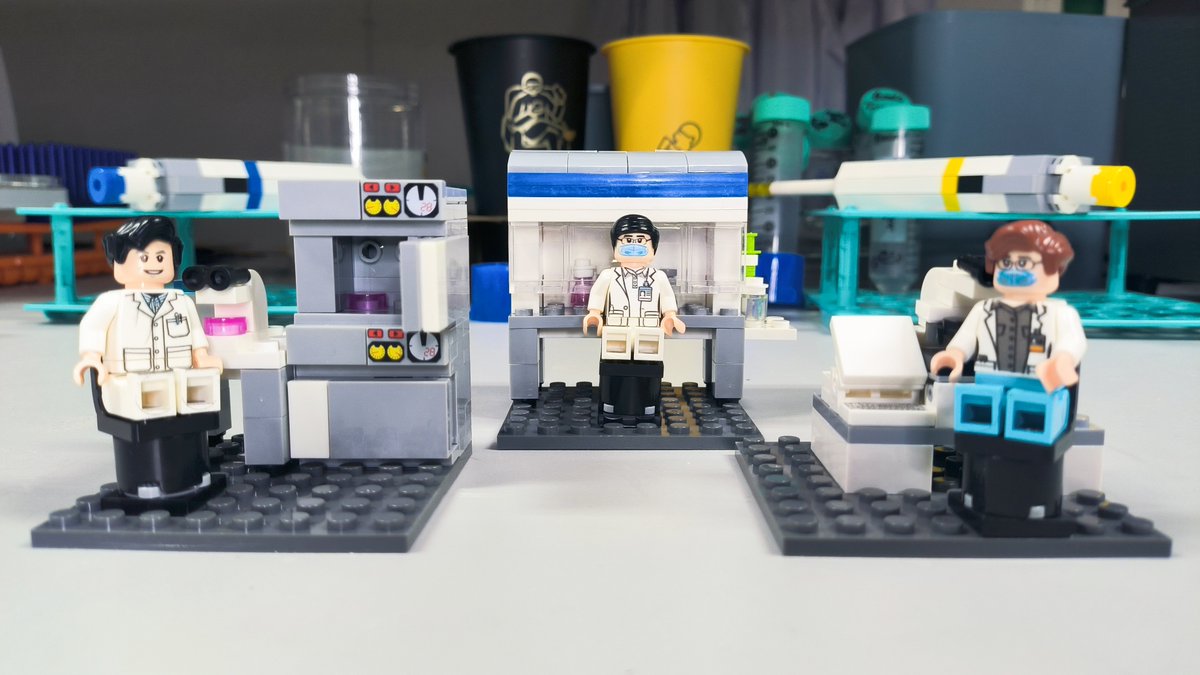 purkinje_liu's tweet image. Feeling incredibly happy and grateful to be part of such an amazing lab! Excited to share our lab's video! 🧬🧪 Check out my LEGO lab scenes – building science one brick at a time! 🧩🔬 #PhDLife #ScienceInAction #LEGOScience