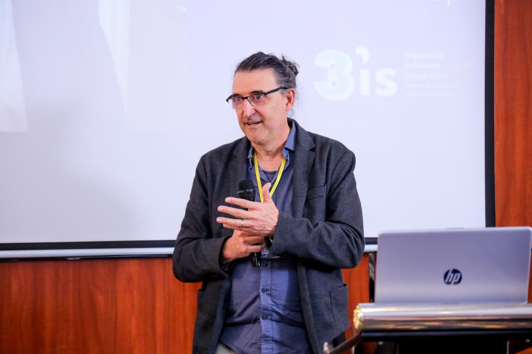 youthmakershub's tweet photo. 💡 “This is a collective learning process. This is not a “fast food” product but an ongoing process. We know each other for a number of years & linking all the existing networks brought us here today to co-create”, Jaume Guia, @univgirona, @InterUdG
#3is #HEIs #EasterAfrica https://t.co/AhIfGRHA5V