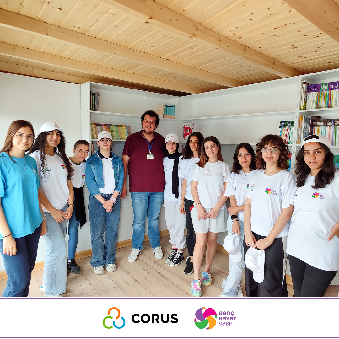 Corus International işbirliğiyle Hatay'da yürütülen çalışmalarımızdan biri de gönüllü gençlerin çevrelerindeki ihtiyaçlara göre sosyal sorumluluk projelerini hayata geçirmeleri. Emeklerinden dolayı tüm gönüllülerimize sonsuz teşekkürler!🎈