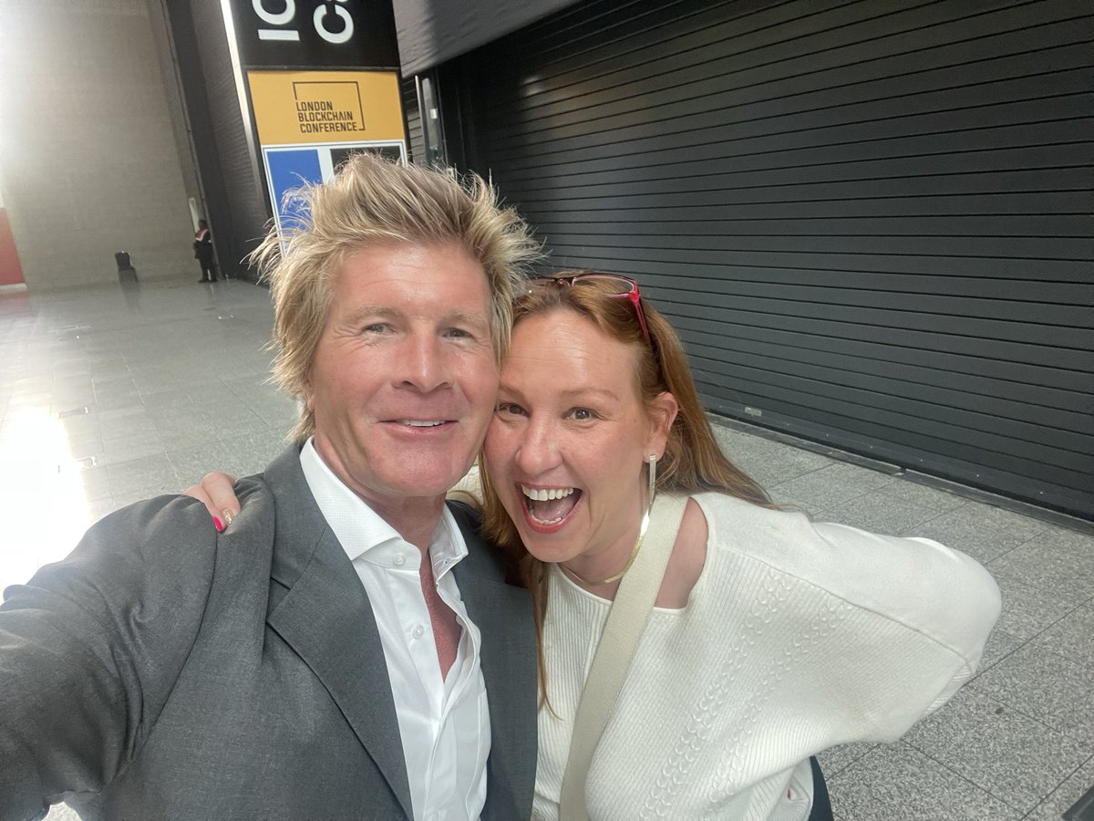 deLisserRobin's tweet photo. The train stop I needed happened to be the Excel so I decided to walk around. 1st person I see is @TurkeyChop, 2nd person was @GavinMehl who was roaming arms in a finely made suit looking for DevCon. #LondonBlockchainWeek 2024 https://t.co/eTaJy8pZjL