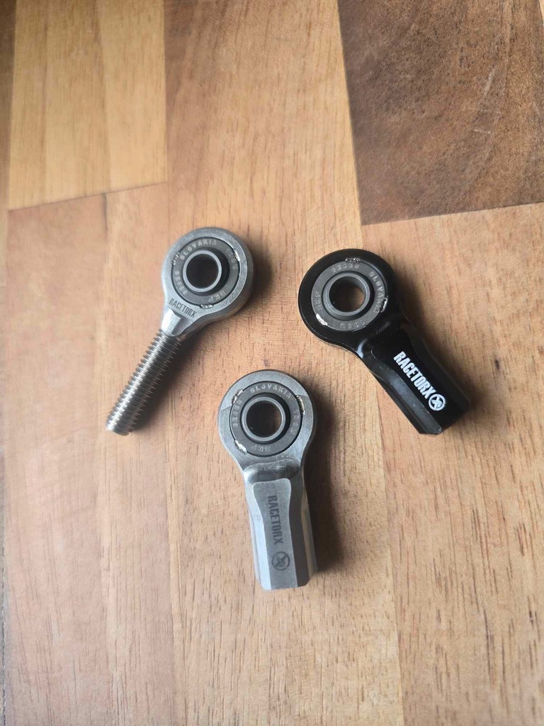 RaceTorx's tweet photo. Limited stock available for the newly arrived Racetorx Rose joints / Heim joints. Don't miss out on this opportunity to grab them before they sell out. #rosejoint #heimjoint #sphericalbearing #rodend #titanium #billetaluminium https://t.co/t9gHHhiBHg