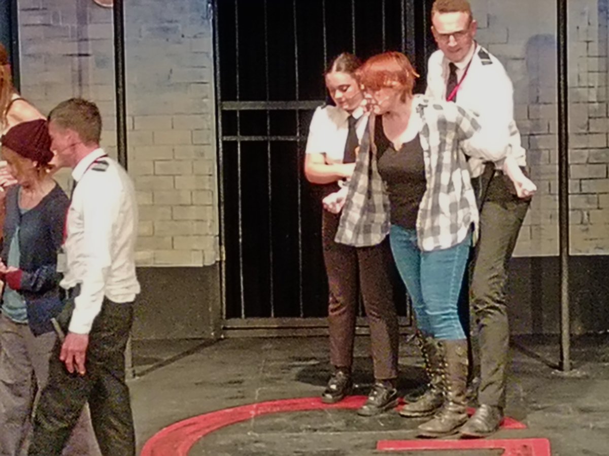 Llanblogger - news from Llangollen: Operatic's tough take on life inside takes no pris... llanblogger.blogspot.com/2024/05/operat…