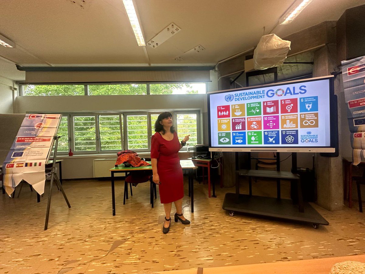 can_us_erasmus's tweet photo. 1st day of Italy LTT,

Within the scope of the EU Project named Erasmus+ 2022-1-TR01-KA210-00008397; 
*Alternative solutions to global environmental problems evaluated internationally.
*Group Discussions held on combating climate change. https://t.co/L65rZcGdsd