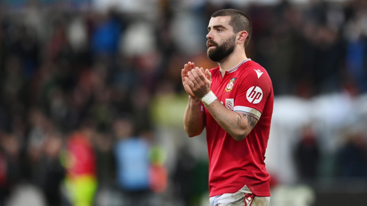 WeAreDT38 (@dylantombides) on Twitter photo If you have a moment, please read this from @optussport about DT38 Ambassador <a href="/ElliotLee9/">Elliot Lee</a> 👀
"The heartbreaking Aussie connection behind <a href="/Wrexham_AFC/">Wrexham AFC</a> star's shirt number"
sport.optus.com.au/news/efl-news/…
#WeAreDT38 If you have a moment, please read this from @optussport about DT38 Ambassador <a href="/ElliotLee9/">Elliot Lee</a> 👀
"The heartbreaking Aussie connection behind <a href="/Wrexham_AFC/">Wrexham AFC</a> star's shirt number"
sport.optus.com.au/news/efl-news/…
#WeAreDT38