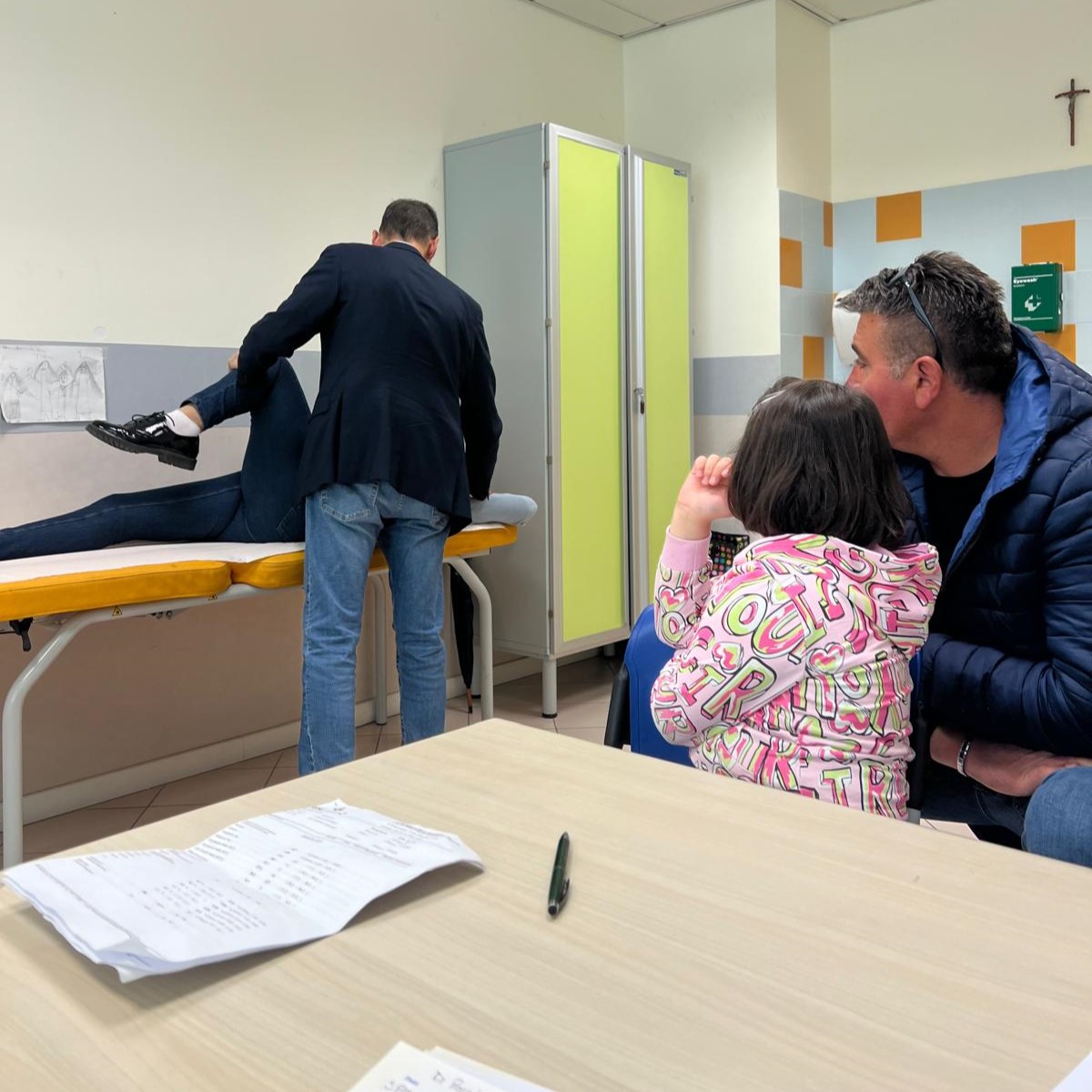 Il Centro per lo Studio e la Cura delle #Cefalee in età evolutiva ha aperto le porte a bambini e genitori in occasione dell'open day del 18 maggio. Un'iniziativa in collaborazione con gli specialisti per adulti di tre Ospedali romani per la presa in carico dell'intera famiglia