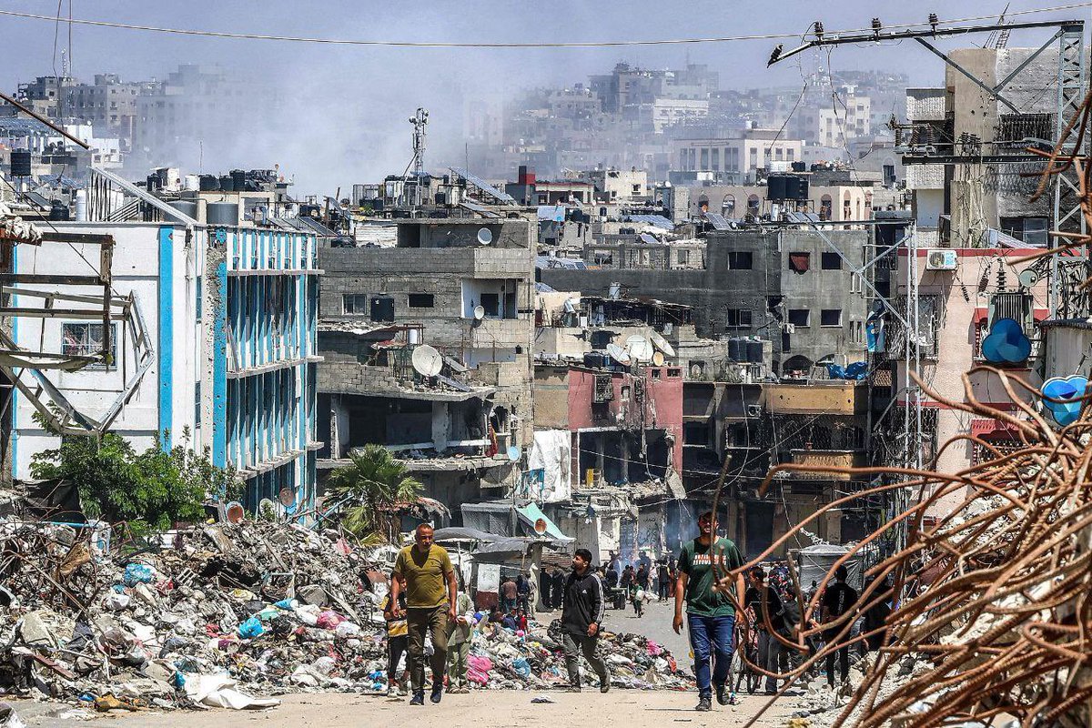 Jabaliya camp north of #Gaza is still exposed to the most heinous crimes, destruction, displacement and starvation for the tenth day in a row.
#GazaGenocide‌ 
#Gaza_in_Genocide 
#IsraeliNazis 
#Israel_USA_war_criminal 
#IsraelCriminalWar 
#IsraelGenocida 
#IsraelTerrorists