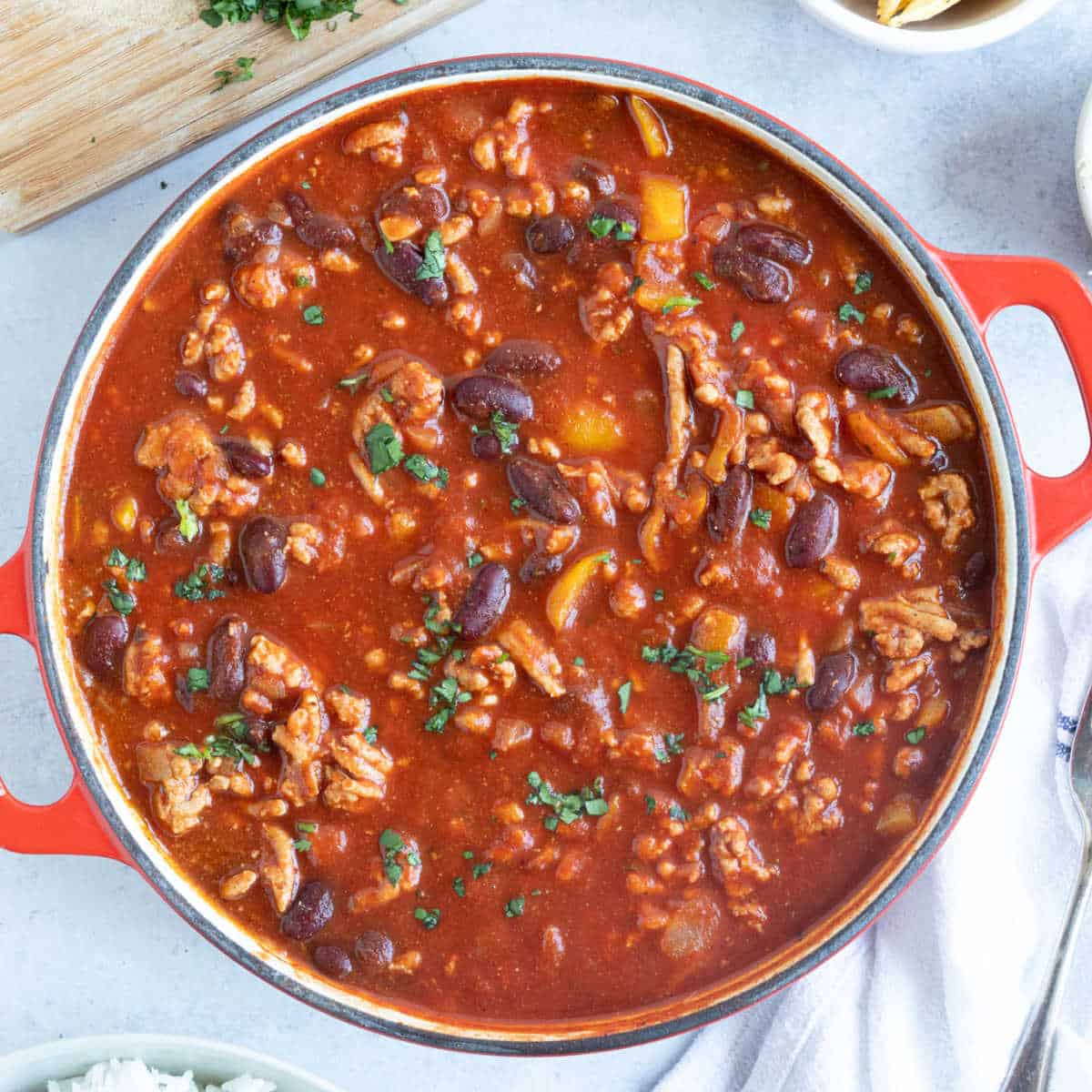Looking for a delicious and healthy alternative to the classic chilli recipe? Turkey mince chilli is your answer. It's lighter, leaner and delivers on flavour!

Get the recipe => bit.ly/3XPuNSK