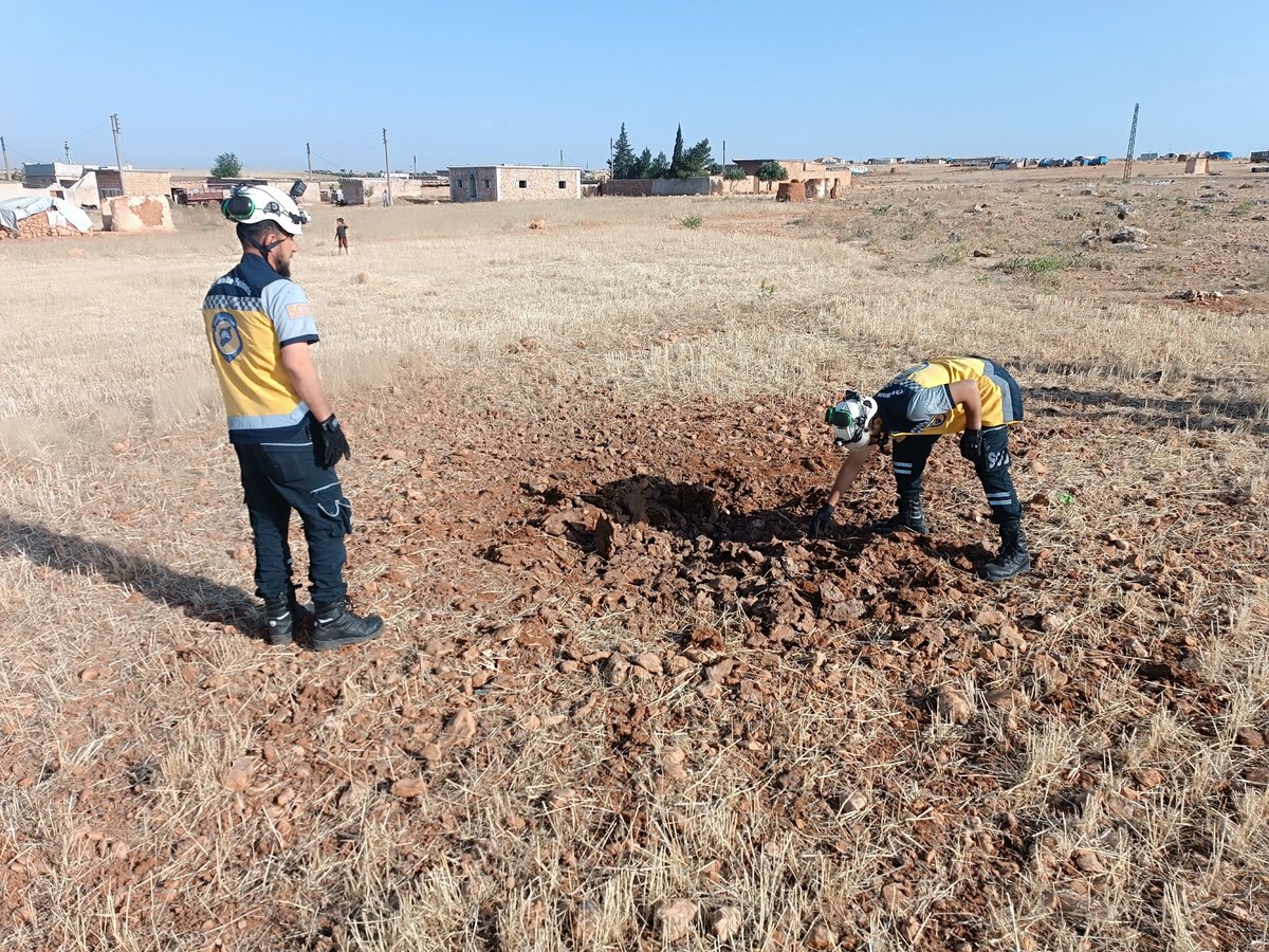 Artillery shelling from areas jointly controlled by Syrian regime forces and Syrian Democratic Forces targeted the Mazraat Shuwayha Camp in the eastern countryside of Aleppo today, Tuesday, May 21. The shell landed less than 100 meters from the camp's perimeter. Our teams