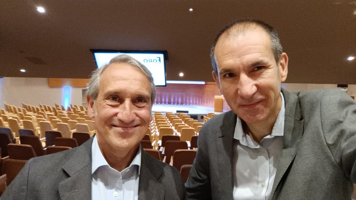 seresco's tweet photo. Rubén Pérez Sobrino, Director de Desarrollo de Negocio en @seresco ,y Gabriel Salarich Fernández de Valderrama, Director de #Seresco #Cataluña, en el Foro @AedipeCatalunya 'Revolución #IA. Nuevos retos, nuevos liderazgos', patrocinado por Seresco https://t.co/ciANeENDON