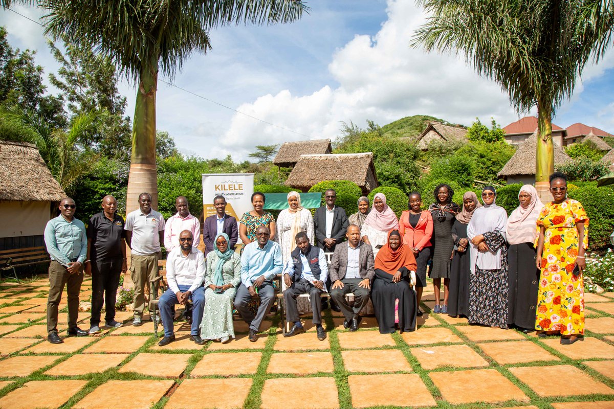 CHMT @Marsabit County and #KILELE team held a meeting on 16/4 to strategize pathways towards eliminating the burden of cervical cancer in the region. Read more👇 kilelehealth.org/kilele-health-… @FINDdx @preventcancer @Merck @AmericanCancer @CRUK_Policy #KILELEHealth #ACHA #CervicalHealth