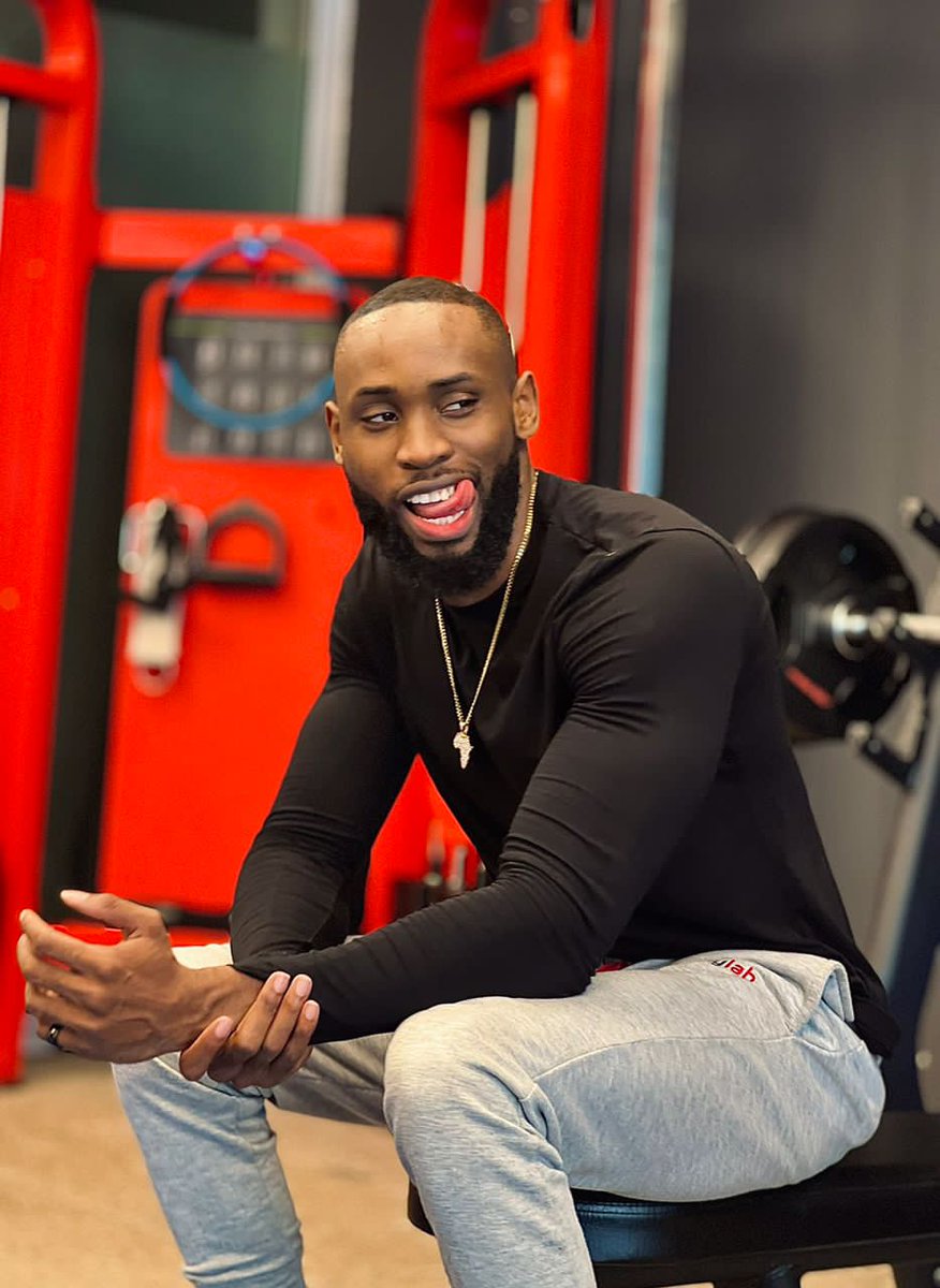 Happy Birthday To My Favorite Gee.💯☑️ 
Mbakara Akwaibom
Akpan eka kiet😋
More more more years to you...
<a href="/theemmanuelumoh/">Emmanuel Umoh Jr. (PhD)🤴🏽</a> 
#EmmanuelUmoh