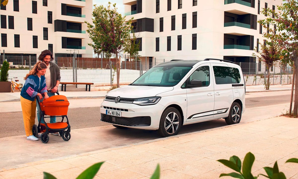 responsejp's tweet photo. VWの小型ミニバン『キャディ』、改良新型を生産開始…5月末ドイツ発売へ
https://t.co/HnrQqvtpXf

#新型車 #VW #フォルクスワーゲン #ミニバン https://t.co/MR4GrELJ5s