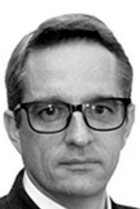 En #LaFeriaDeLaVergüenza se juntan <a href="/ASVAL_Asoc/">ASVAL</a>, <a href="/avs_gestores/">AVS</a> ó <a href="/emvsmadrid/">EMVS Madrid</a> sin apuros, lo mismo da, pues las empresas de vivienda pública actúan igual que los promotores privados!  Utilizan las viviendas como mercancía!!  👥🏠