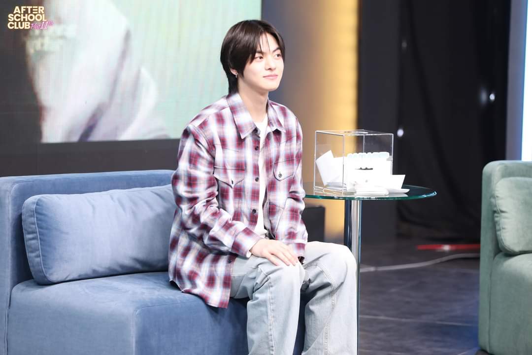 MYHAPPY_2's tweet photo. #LEO_ASC ลูกแมวกับเสื้อลายสก๊อต
.
🔗https://t.co/IkpkRnDXZ6
.
#LEO #리오 #arirang_ASC https://t.co/u2S5GdK2QR