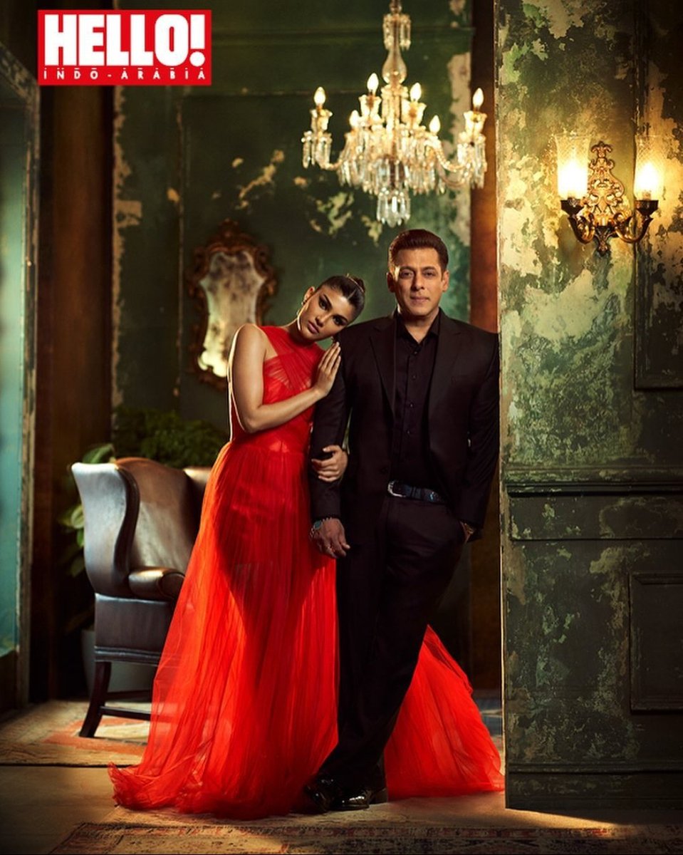 loveSK4ever's tweet photo. Latest:-
Exclusive pics from #Hello100 magazine
The Mama bhanji duo
MEGASTAR SALMAN KHAN with niece alizeh agnihotri featured. 
Salman khan looking absolutely Handsome😍😍😍😍🔥🔥🔥
#Sikandar #SalmanKhan #HelloLeagacyoftomorrow https://t.co/JjIxGmq1UG