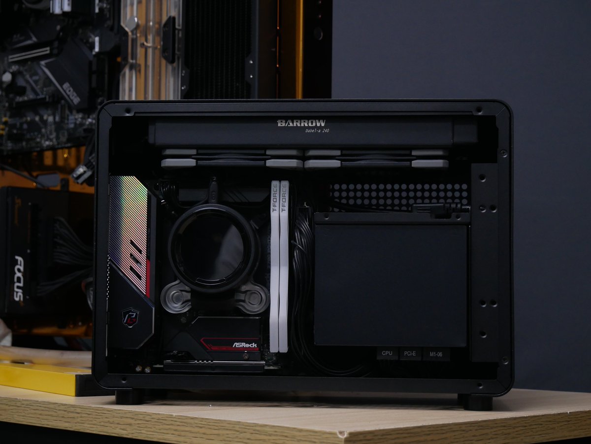 geeekstore's tweet image. Looking forward to seeing him finish the build.
📷Bernardo Mod chop
#geeekcase #g1pro #miniitx
