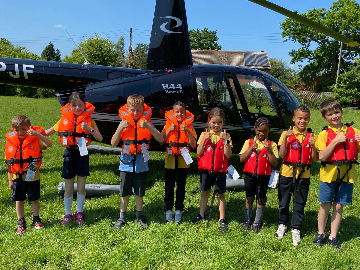 Huge thank you to @peterfaulding who visited the school yesterday with a very important water safety message.  He delivered 8 life jackets as part of lucasdobsonwatersafety.com charity scheme.