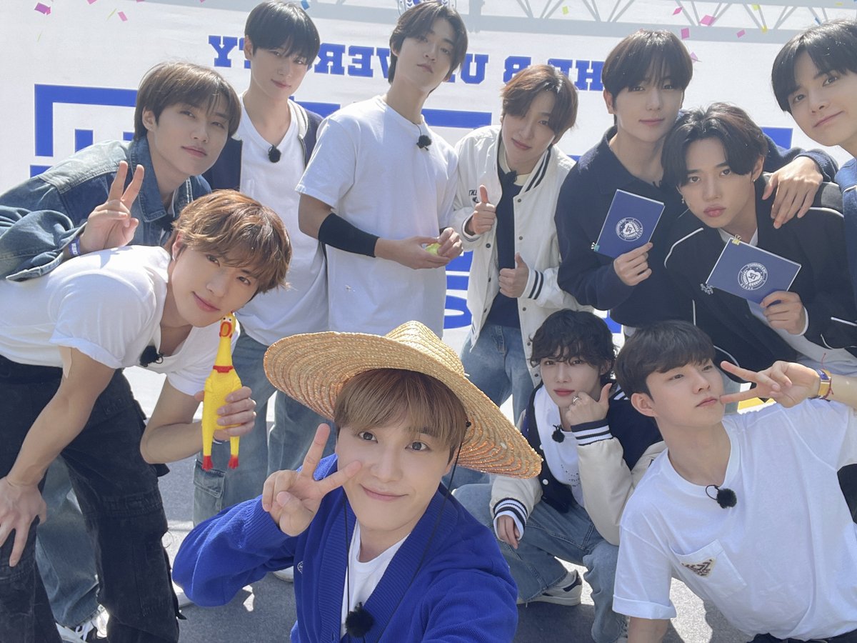 [📸] 대망의 더비대학교 대동제 장기자랑 타임🎤 다재다능 더비대 학우들의 환상적인 무대📺 한순간도 놓치지 말고 집중해 주세요👀

🏫 youtu.be/5ITOlVY1N7k

#THEBOYZ #더보이즈
#더비대학교