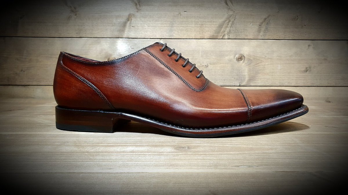 Tuesday - Shoesday. 

Weddings? garden parties? or simply some new shoes - 
The Loake Larch in brushed mahogany is perfect for all occasions.

#shoesday #tuesday #loakeshoes #messhoes #shoes #fashion #style #mensstyle