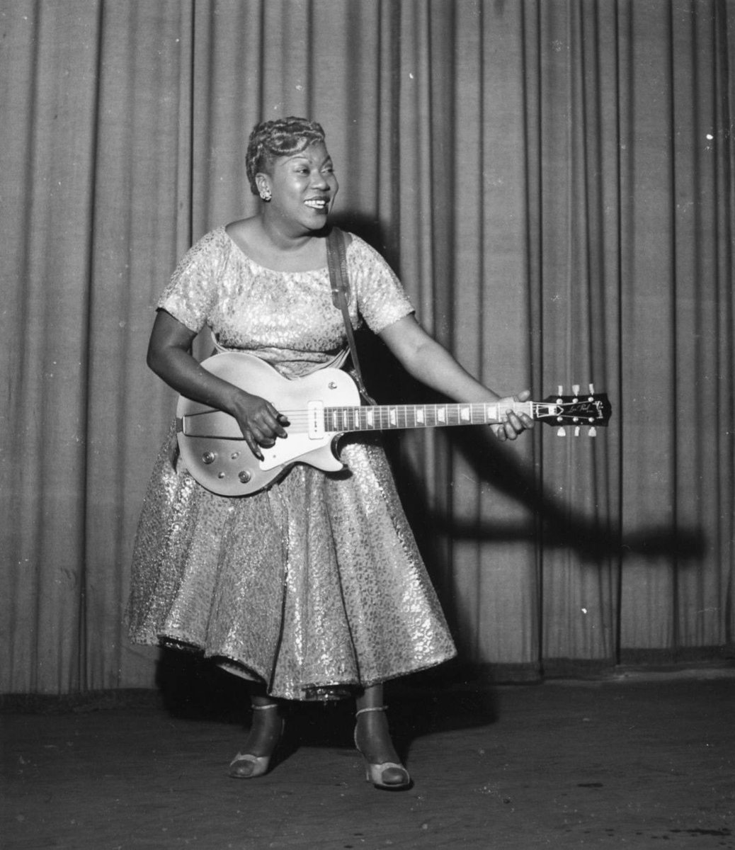 Sister Rosetta Tharpe at Sophia Gardens Pavilion, 28th November 1957

Sister Rosetta Tharpe was paid £40 a night on her UK tour in 1957

#sisterrosettatharpe #sophiagardenspavilion #caerdydd #cymru #cardiff #wales #cardiffmusichistory