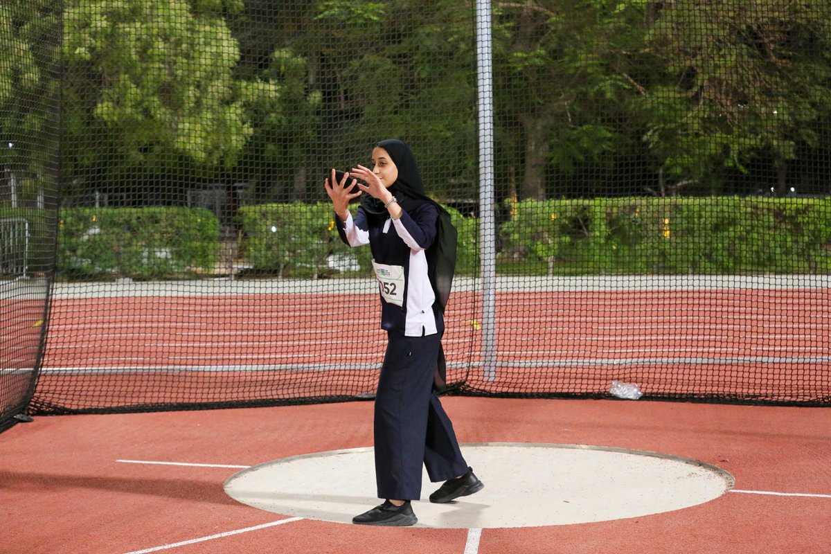 uaesusf's tweet photo. من نهائيات ألعاب القوى في #بطولة_الألعاب_المدرسية 2024
Highlights from the thrilling UAE School Games 2024 athletics finals https://t.co/UjpEtImEY4