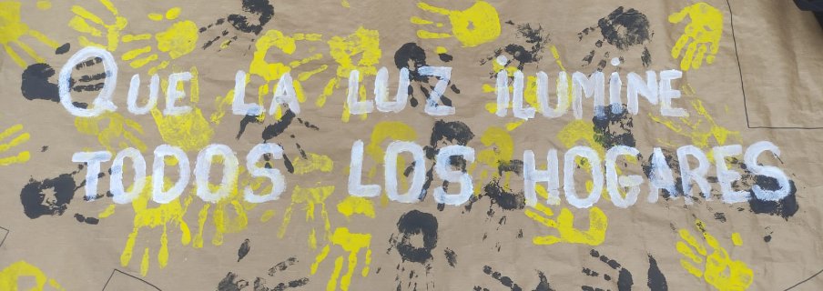 Nuestro alumnado de 2º ESO en colaboración con la asociación AES CANDELARIA y la agencia UNRWA de NNUU ha desarrollado la actividad Manos de Energía que consiste en visibilizar la falta de energía en determinadas partes del mundo.
iessantaaurelia.es/2024/05/21/man…